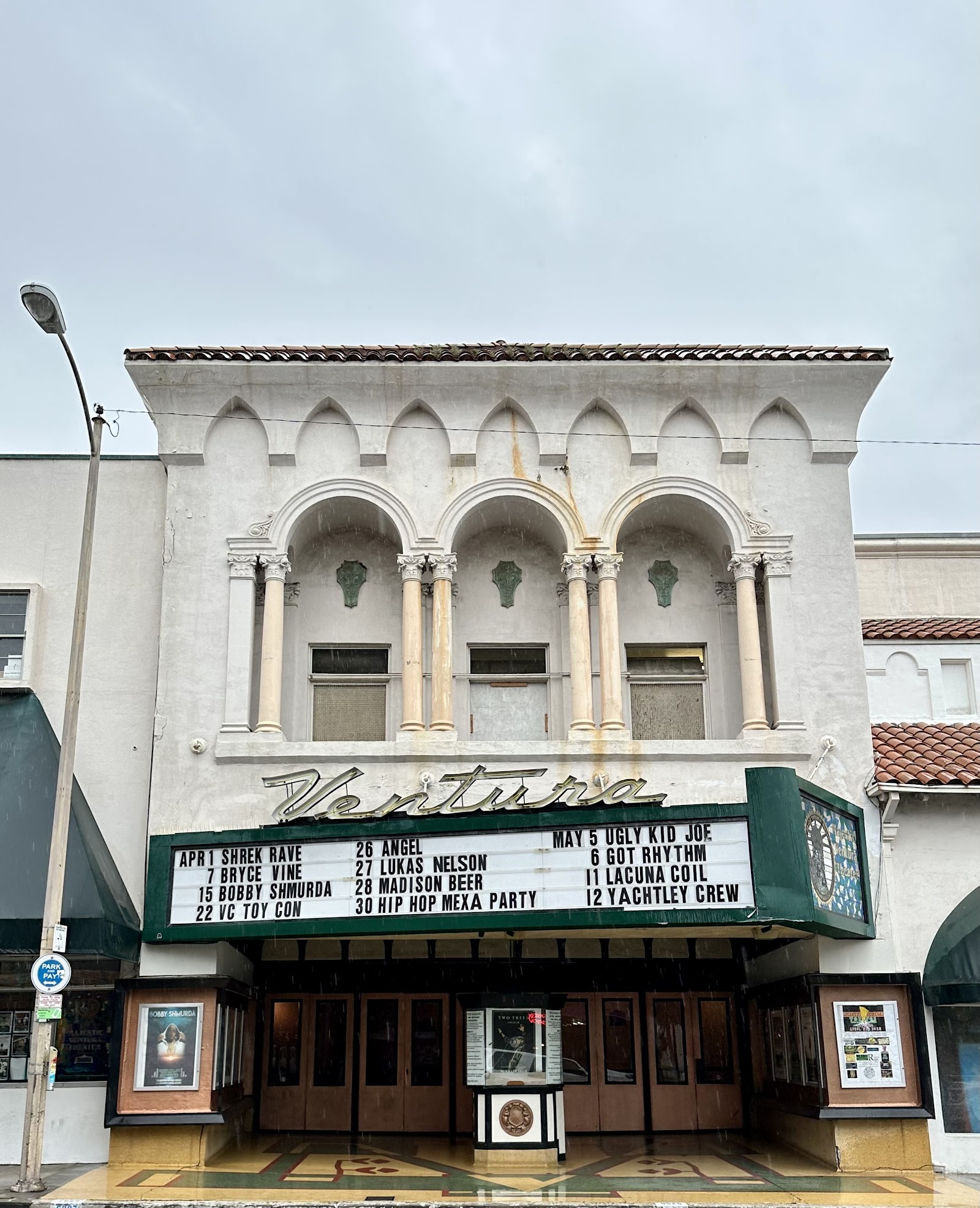 The Majestic Ventura Theater